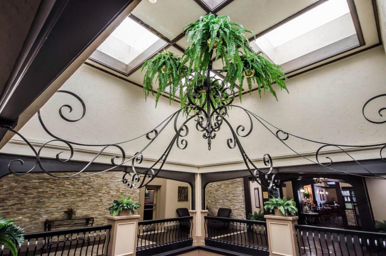 Radisson Hotel Louisville North Джефферсонвилл Интерьер фото