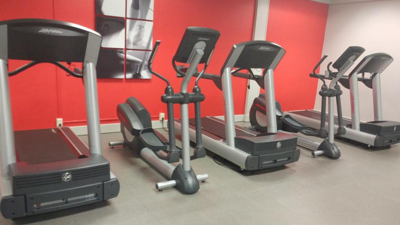 Radisson Hotel Louisville North Джефферсонвилл Удобства фото